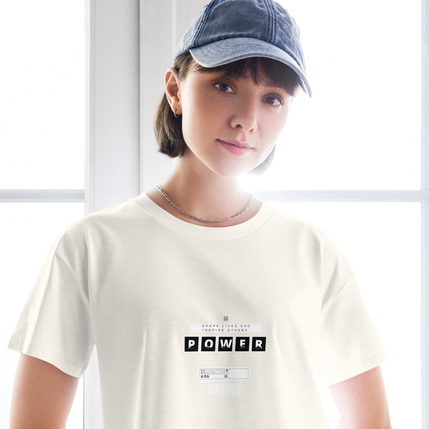 Impact Form Crop Top - Left Placement image 9: Mineral version, size L with front view of the Shape Lives range.