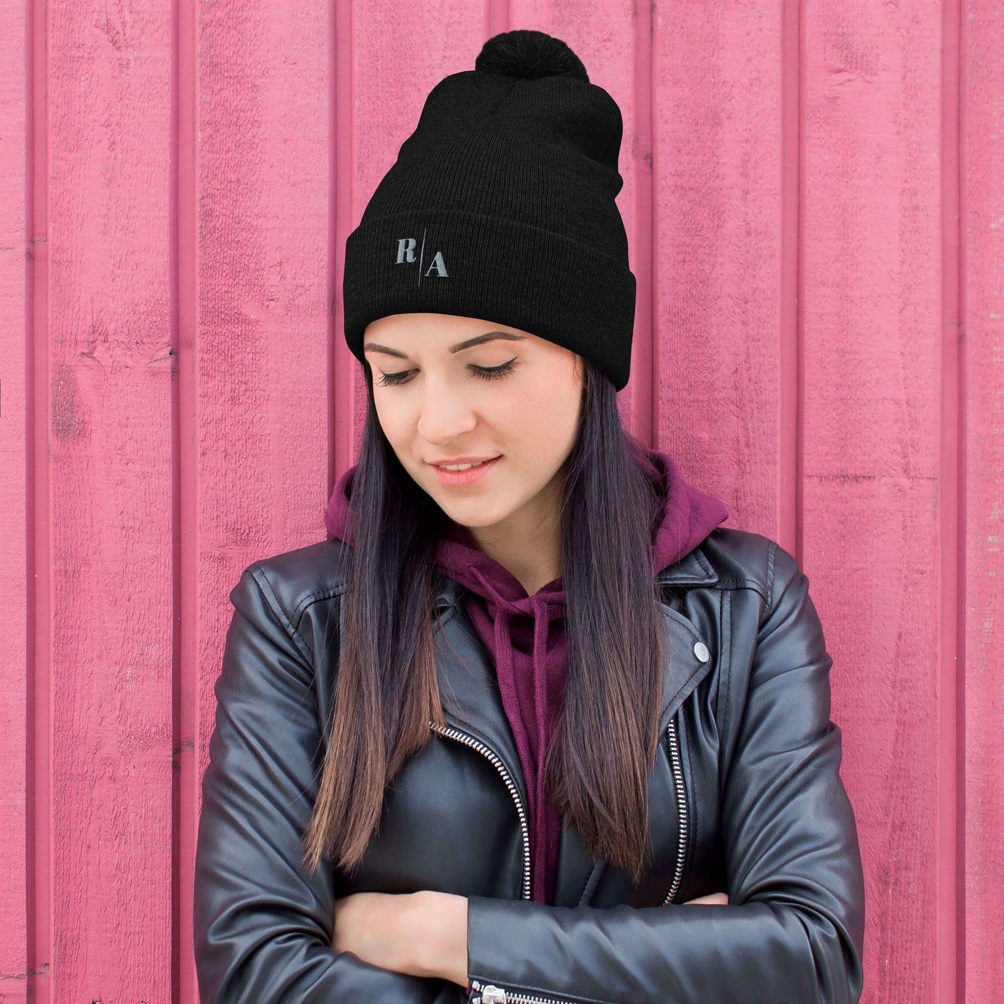 Timeless Cap - Left Placement image 1: Black version with front view of the Timeless range.
