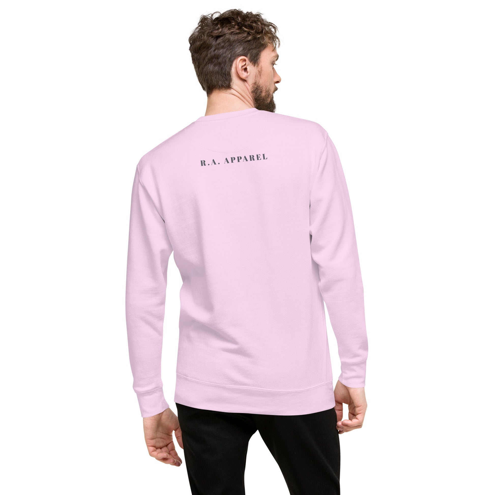 Avenor Sweatshirt image 92: White version, size M with back view of the The View Awaits range.