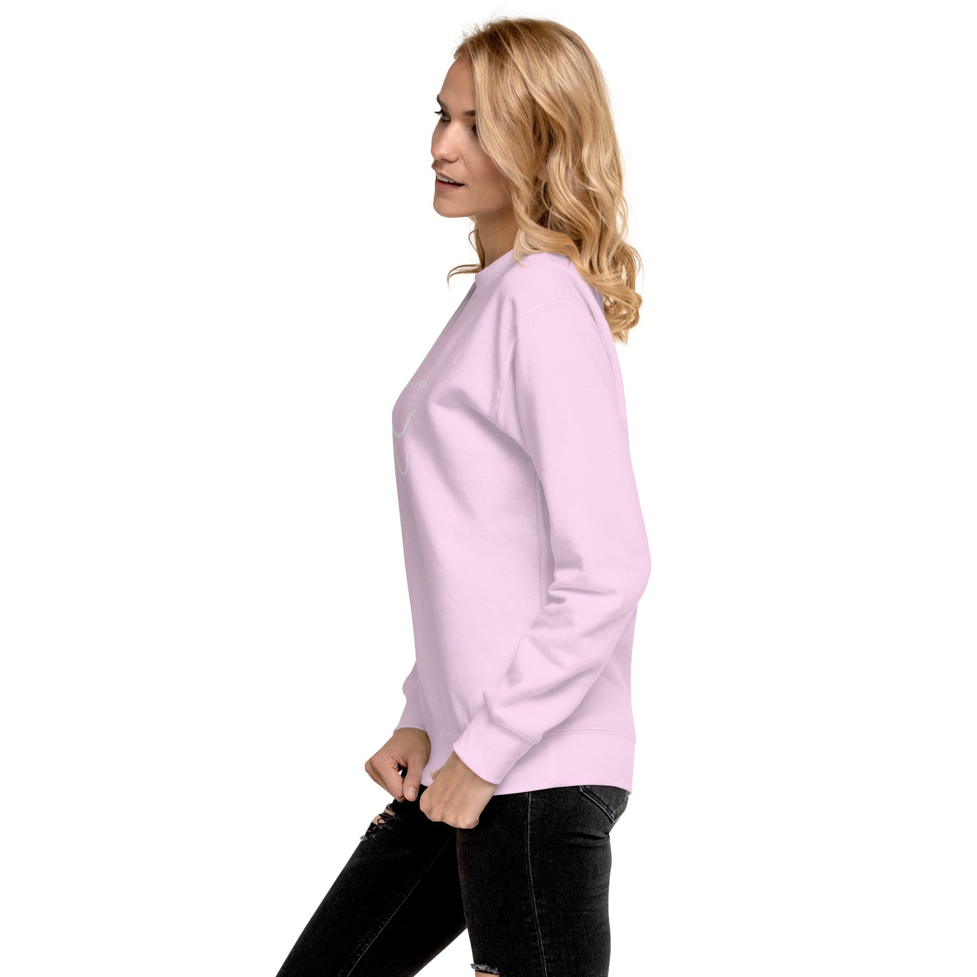 Bullborne Sweatshirt - Left Placement image 109: selected colour version with left-side angle of the Taurus range.