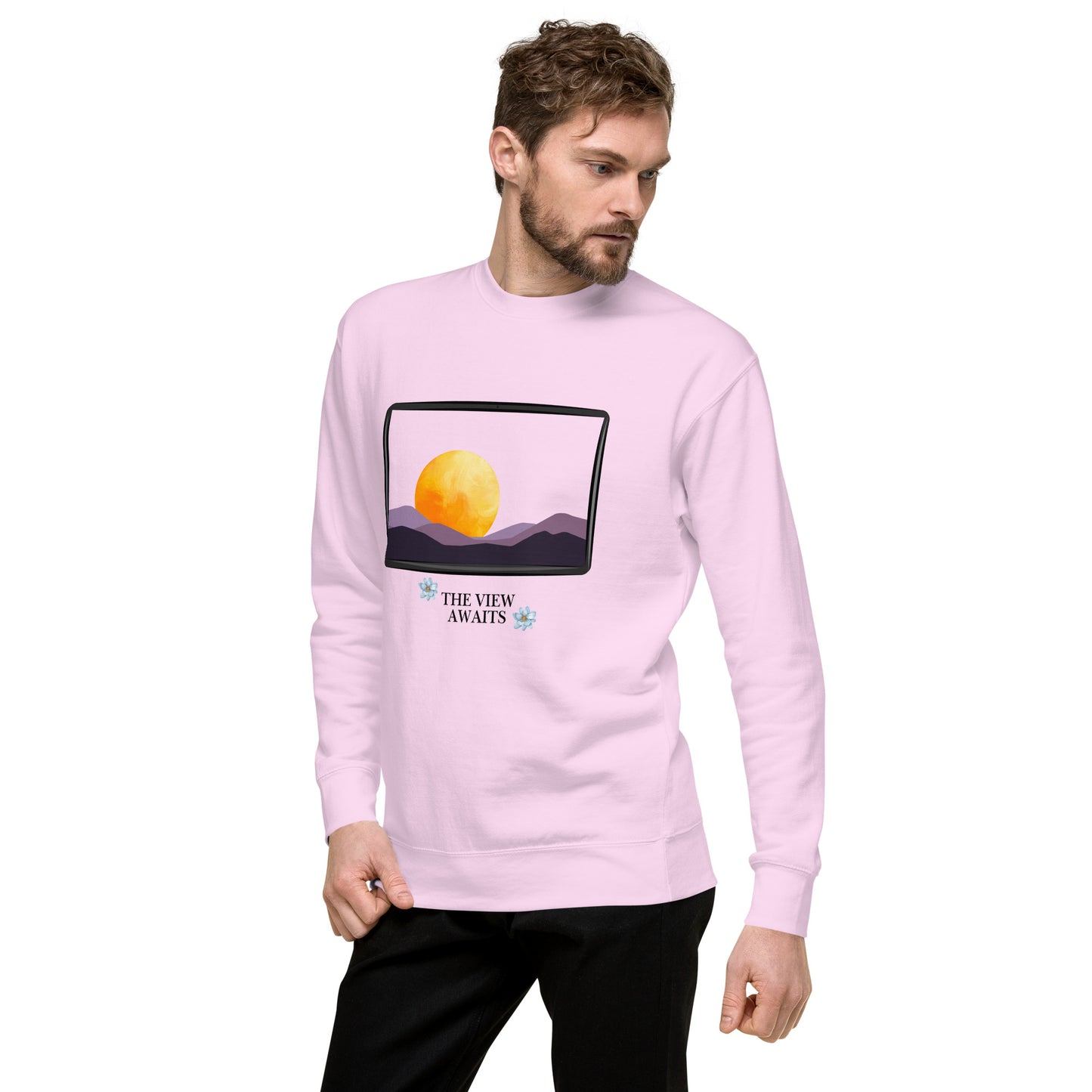 Avenor Sweatshirt image 93: White version, size L with front view, left-side angle of the The View Awaits range.