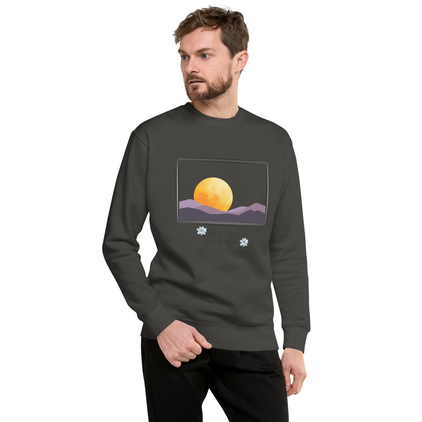 Image 31 of Forest Green Avenor Sweatshirt, size S, with The View Awaits artwork visible in front view.