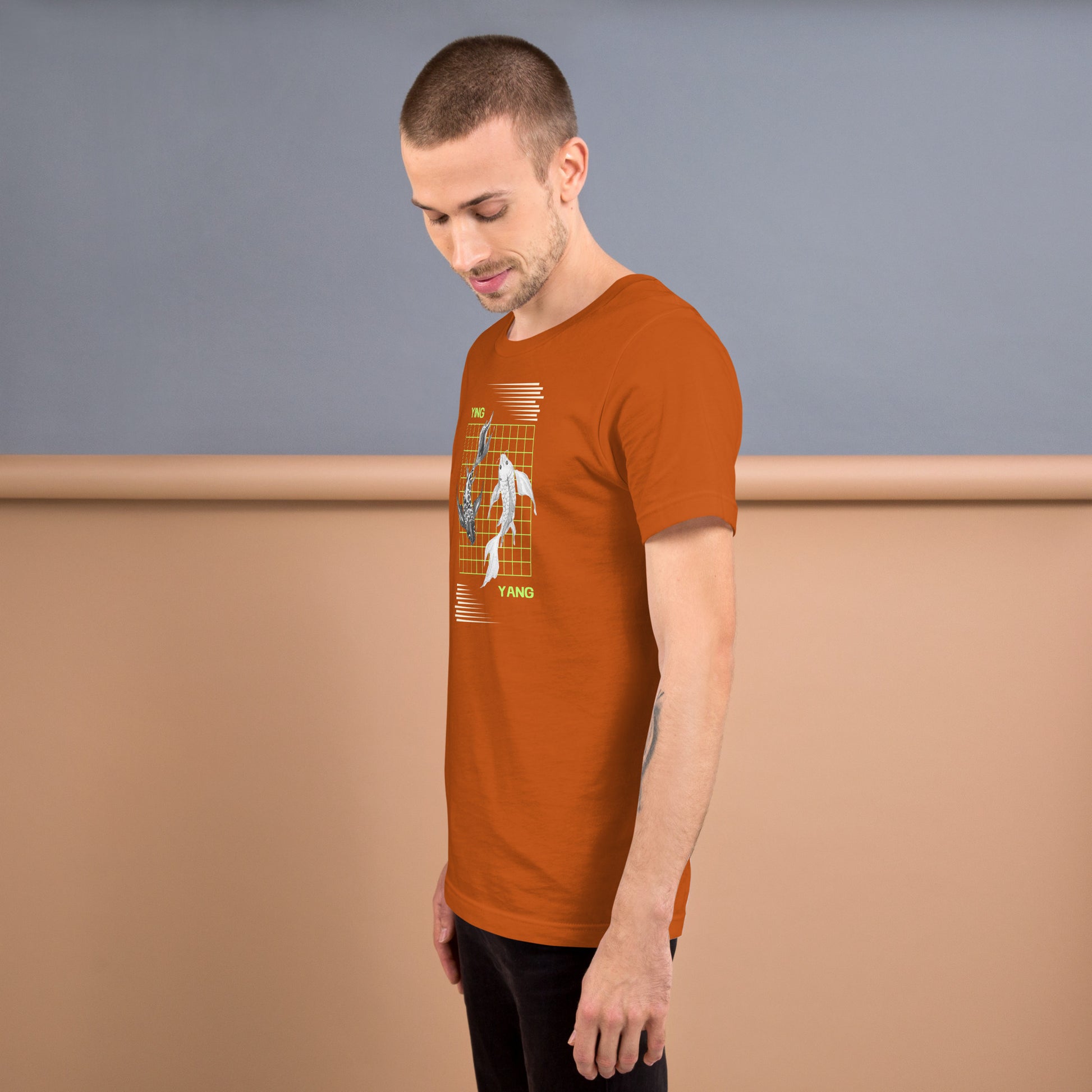 Equinoxe T-Shirt image 35: True Royal version, size 2XL with left-side angle of the Ying and Yang range.