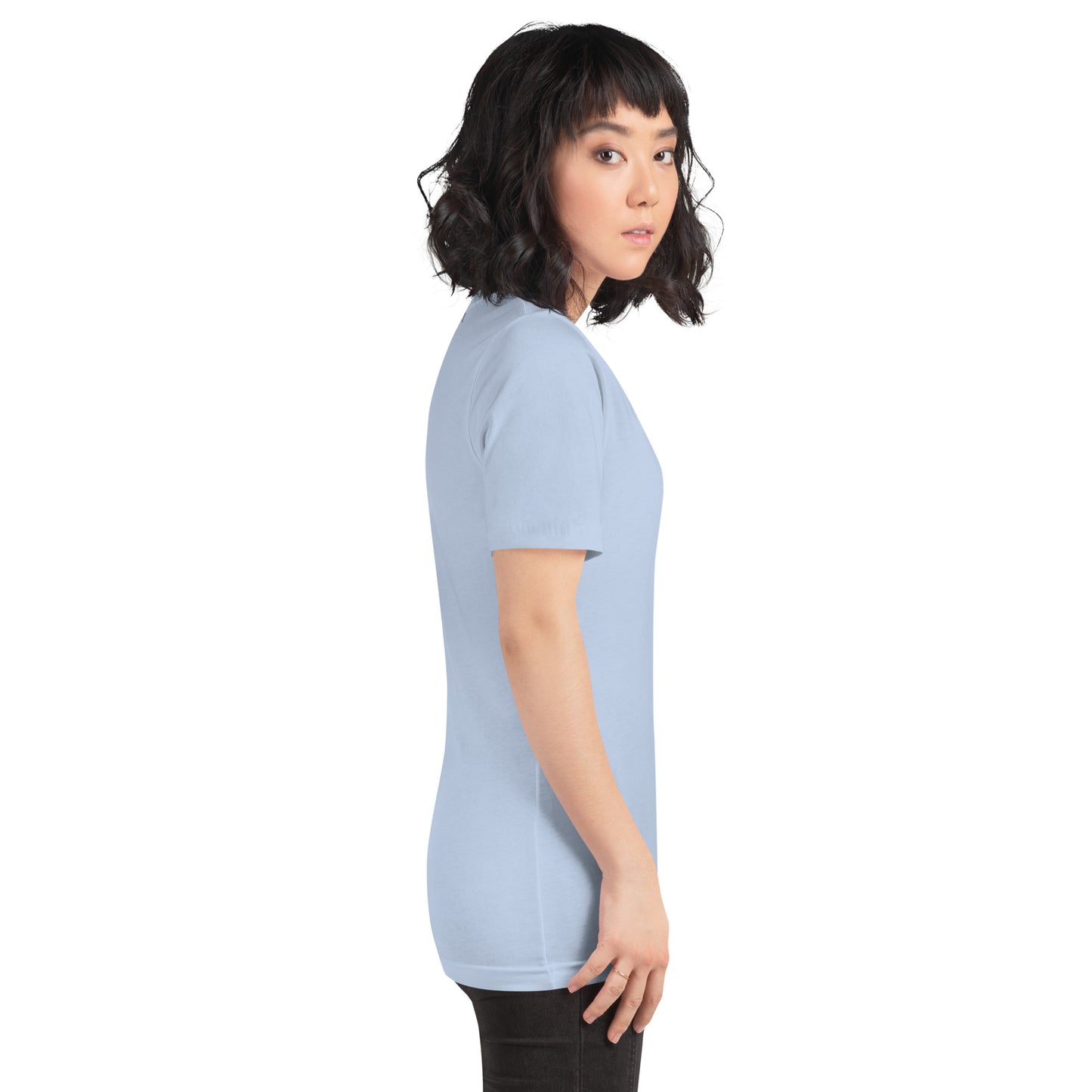 Evolution T-Shirt - Left Placement image 6: Athletic Heather version, size S with right-side angle of the Evolution range.