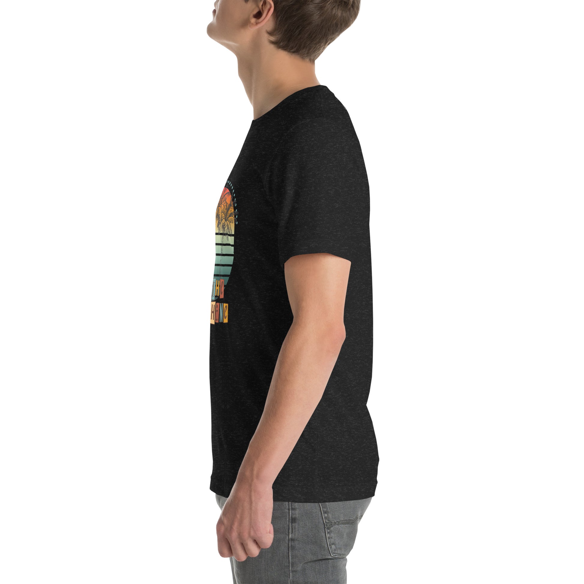 Solara T-Shirt image 3: Black Heather version, size L with left-side angle of the Be the Sunshine range.