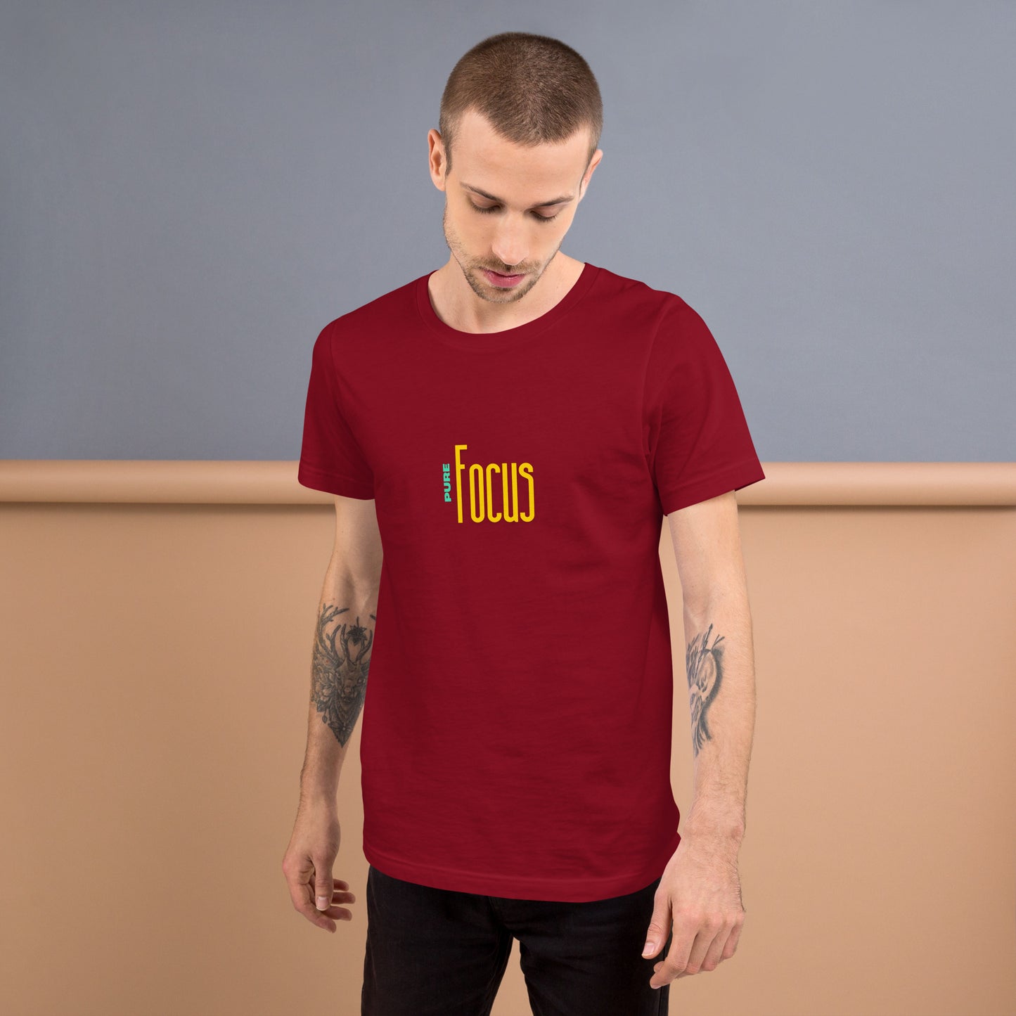 Focusline T-Shirt - Left Placement image 11: Black version, size XL with front view of the Pure Focus range.