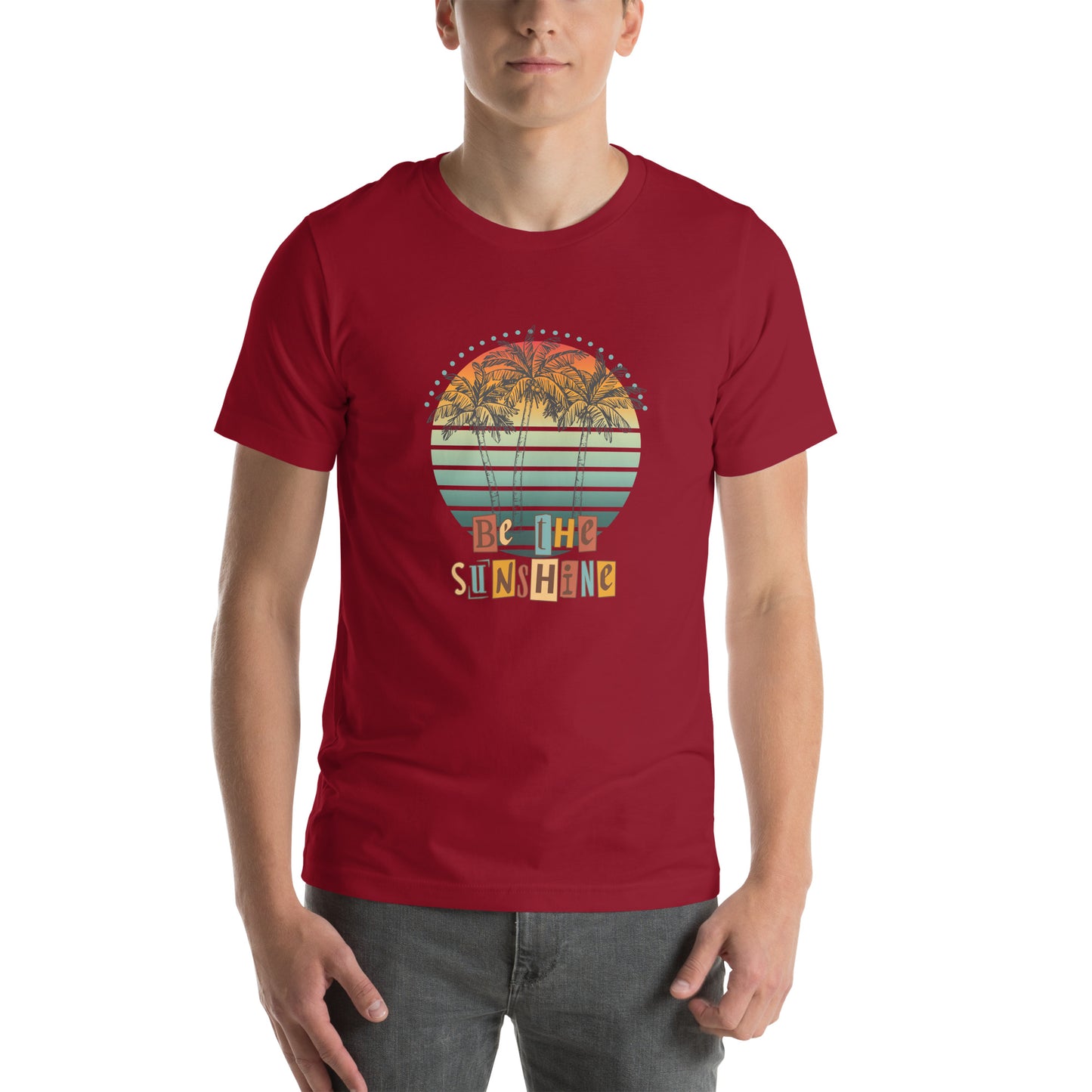 Solara T-Shirt image 19: Cardinal version, size XL with front view of the Be the Sunshine range.