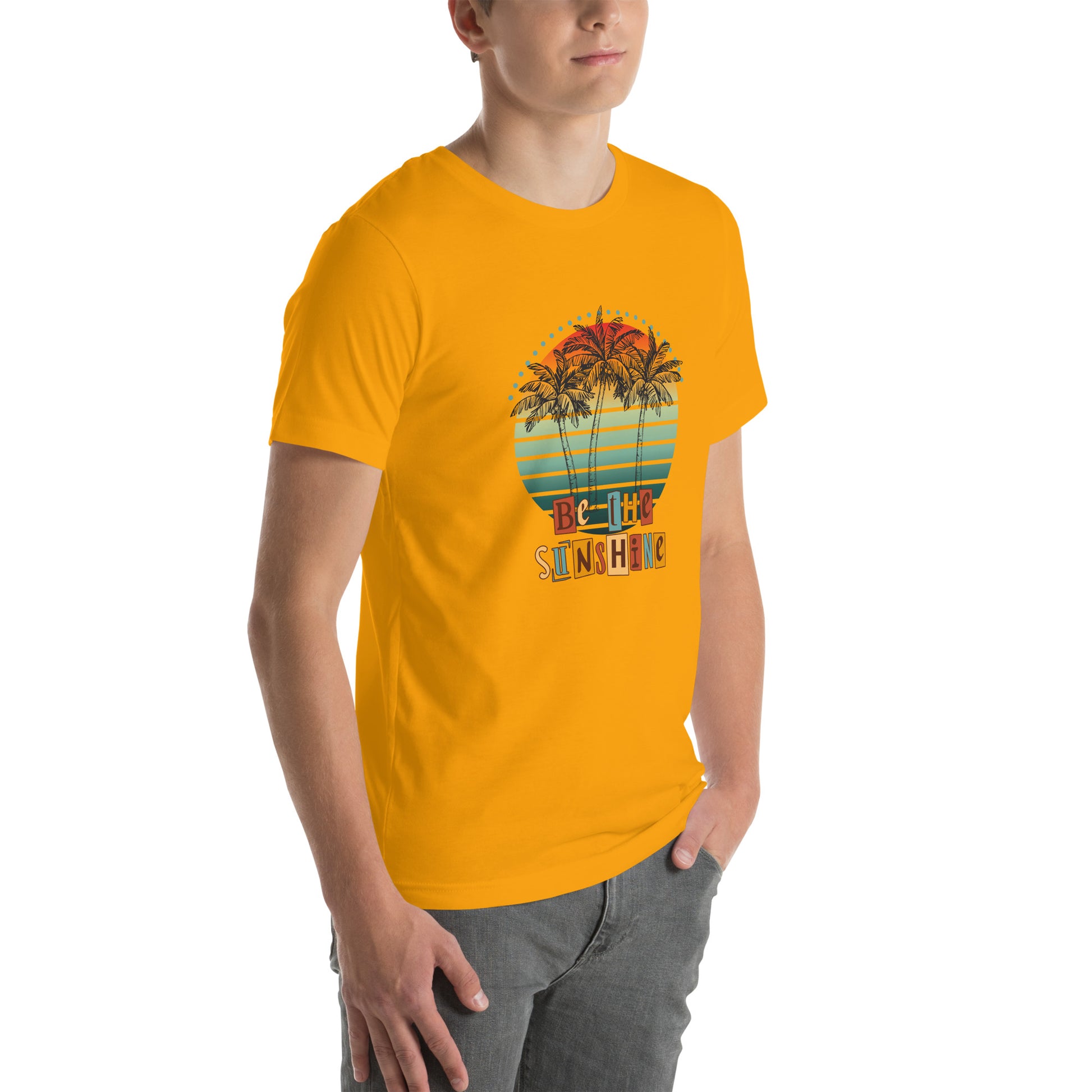 Solara T-Shirt image 90: Turquoise version, size 2XL with front view, right-side angle of the Be the Sunshine range.