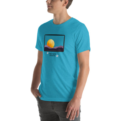 Avenor T-Shirt image 81: Heather Yellow Gold version, size S with front view, left-side angle of the The View Awaits range.