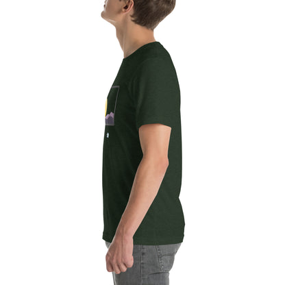 Avenor T-Shirt image 13: Heather Emerald version, size L with left-side angle of the The View Awaits range.