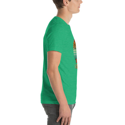 Solara T-Shirt image 71: Gold version, size S with right-side angle of the Be the Sunshine range.