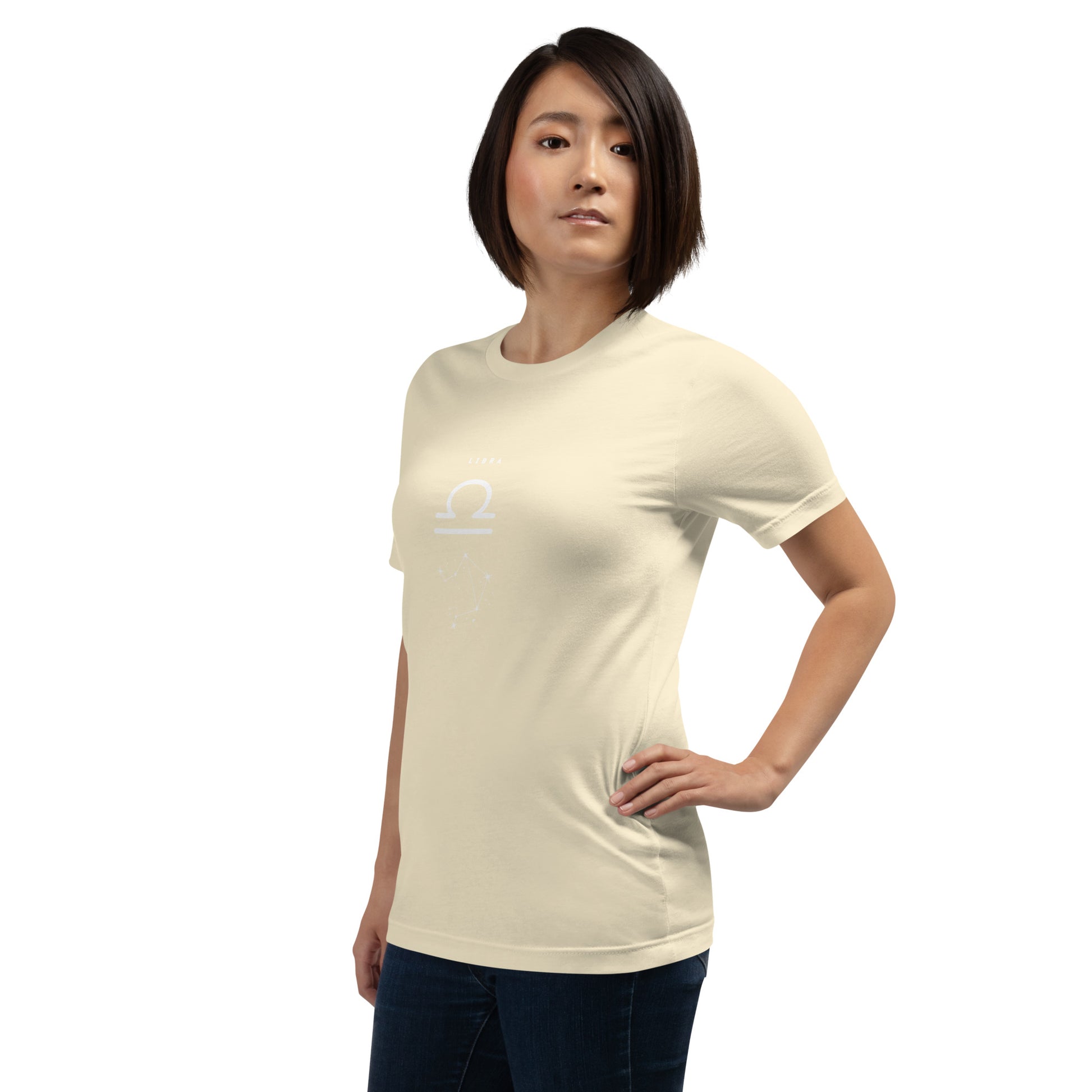 Balance Court T-Shirt - Left Placement image 106: selected colour version with front view, left-side angle of the Libra range.