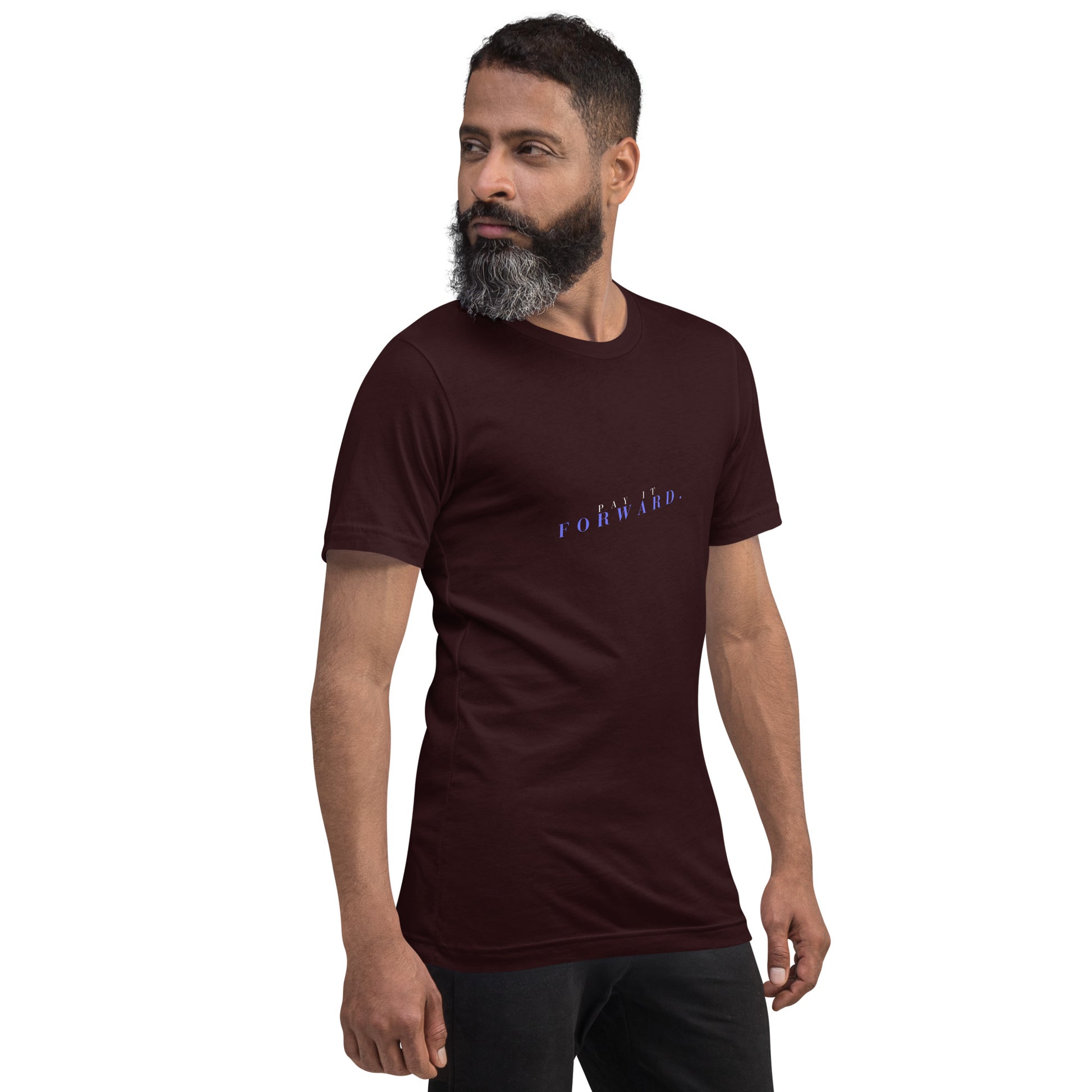 Forward Kind T-Shirt - Left Placement 78 image 39: Brown version, size XL with front view, right-side angle of the Pay It Forward range.