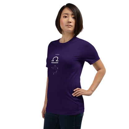 Balance Court T-Shirt - Left Placement image 22: Red version, size M with front view, left-side angle of the Libra range.