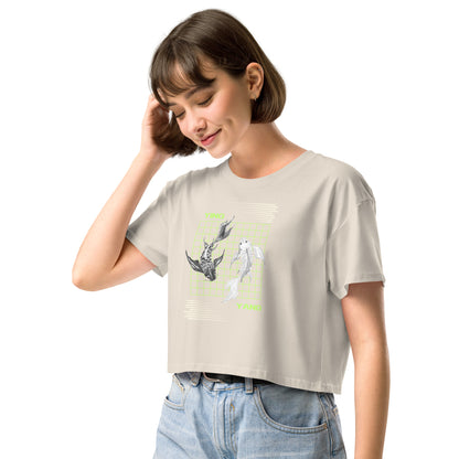 Equinoxe Crop Top image 17: Pale Pink version, size S with front view, left-side angle of the Ying and Yang range.