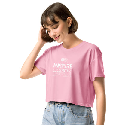 Inspireline Crop Top - Left Placement image 12: Hazy Pink version, size S with front view, left-side angle of the Inspire range.