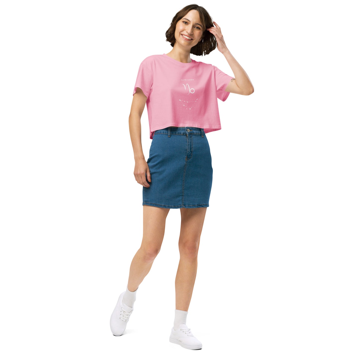 Montaire Crop Top image 13: Hazy Pink version, size M with front view, right-side angle of the Capricorn range.