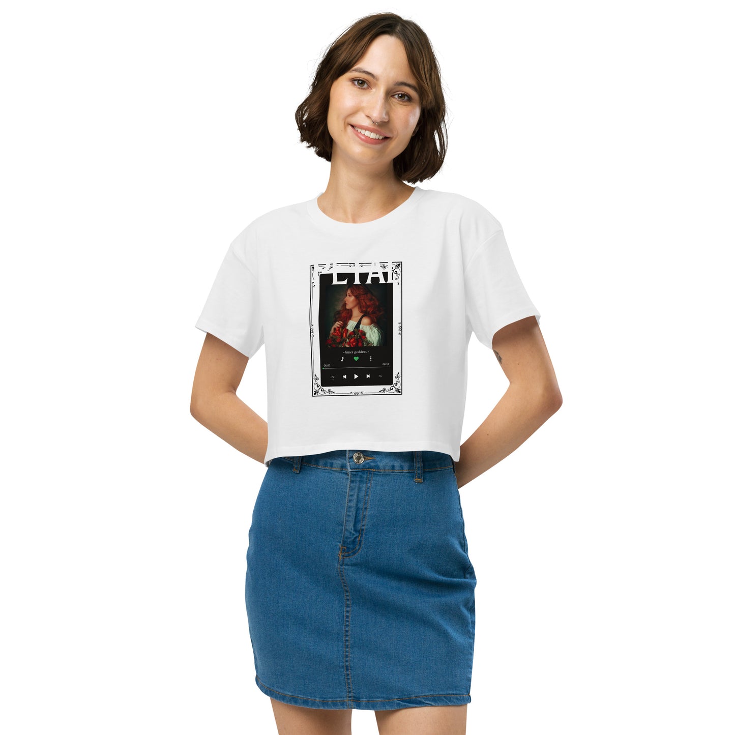 Petaline Crop Top image 38: White version, size M with front view of the Petal range.