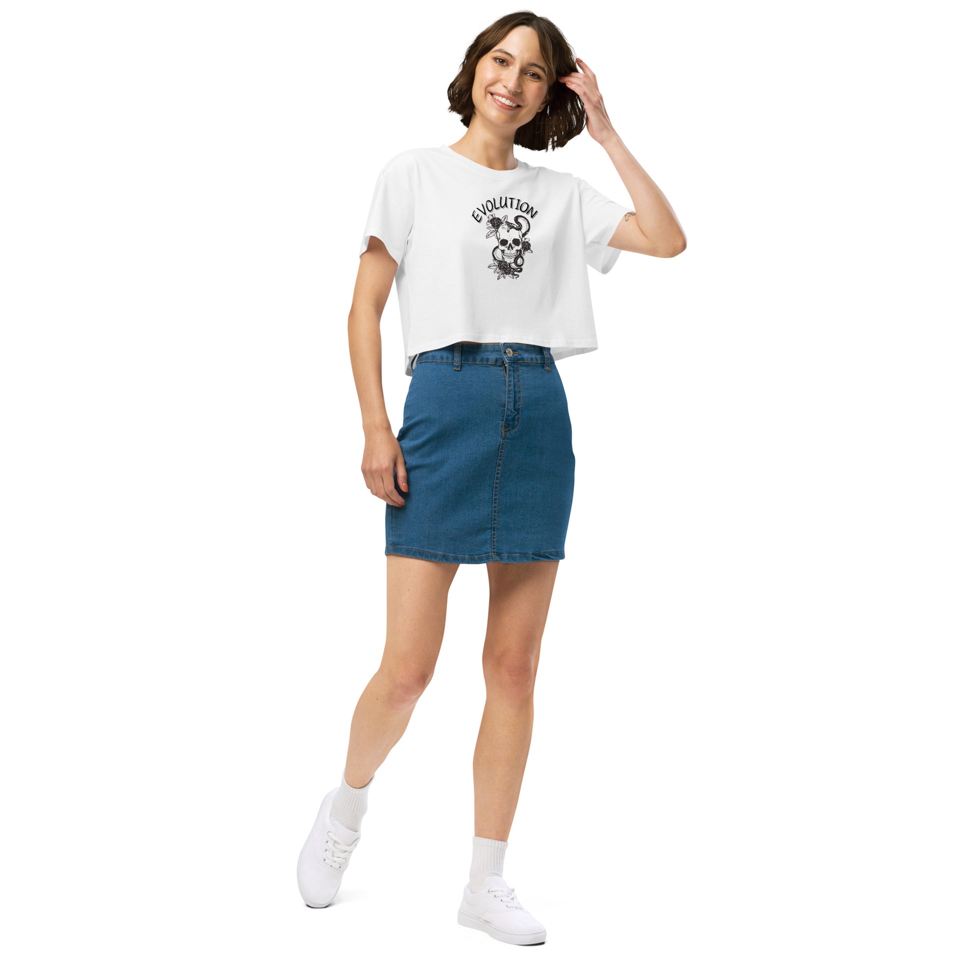 Evolution Crop Top - Left Placement image 13: Hazy Pink version, size M with front view, right-side angle of the Evolution range.